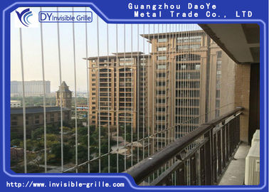 Parrilla invisible modernizada del balcón mantenida fácilmente para el alto edificio de la subida
